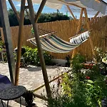 別荘 Oasis With Private Hammam-style Bath, Mini Golf