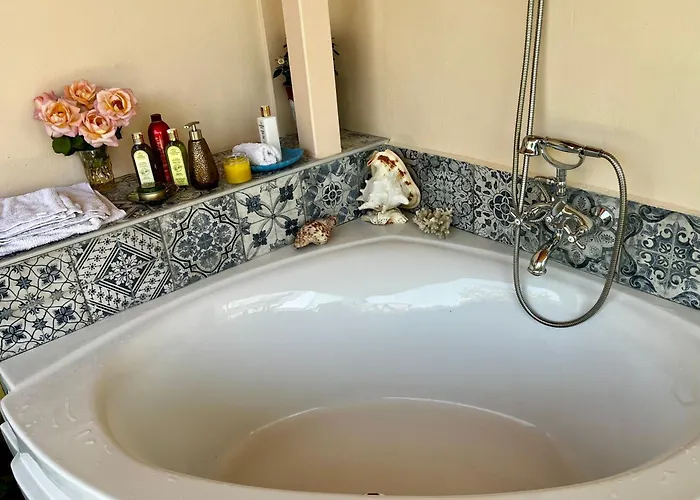 Holiday home Oasis With Private Hammam-style Bath, Mini Golf Potokaki